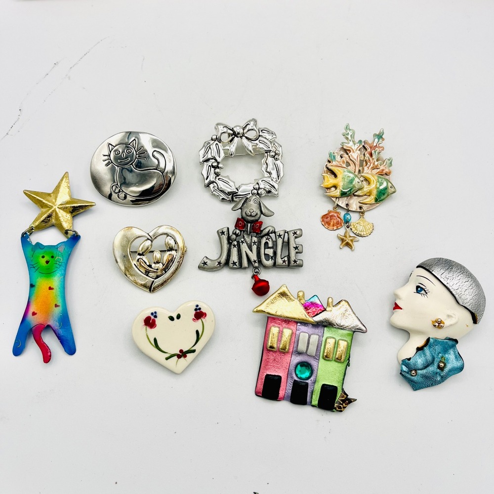 Vintage Novelty Brooch Lot 8pc Cat Art Deco Face Heart Christmas Fish House Pins